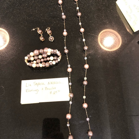 Necklace/bracelet/earrings set - Picture 1 of 1